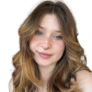 Meet your Posher, Brenna